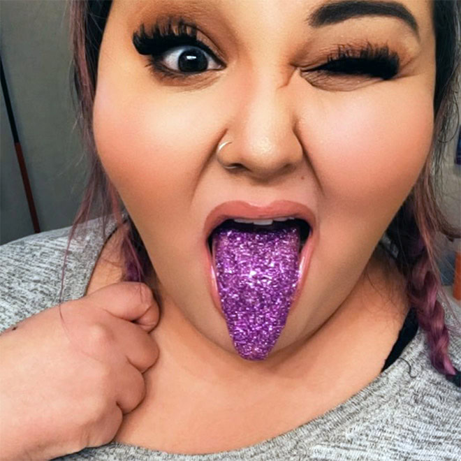 Women Are Licking Glitter For Attention On Instagram