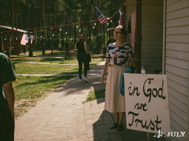 Polish people LARPing as Americans.